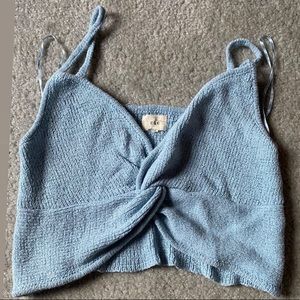 O & O Crop Top